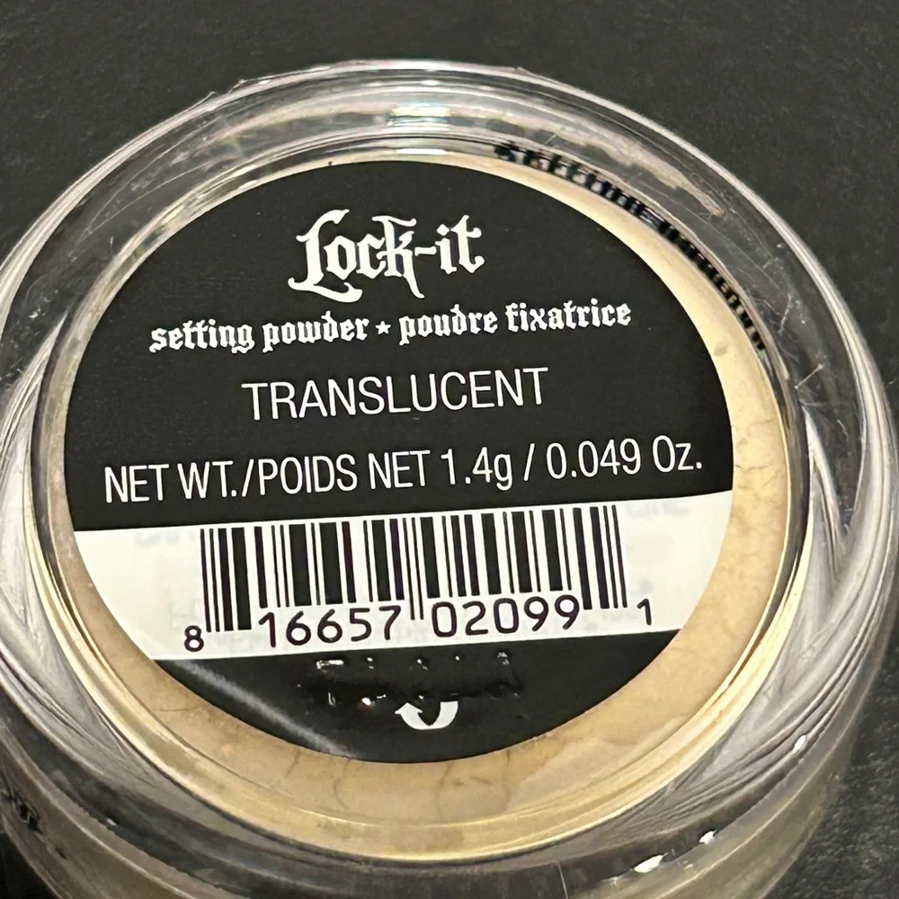 Kat Von D Translucent Setting Powder Makeup